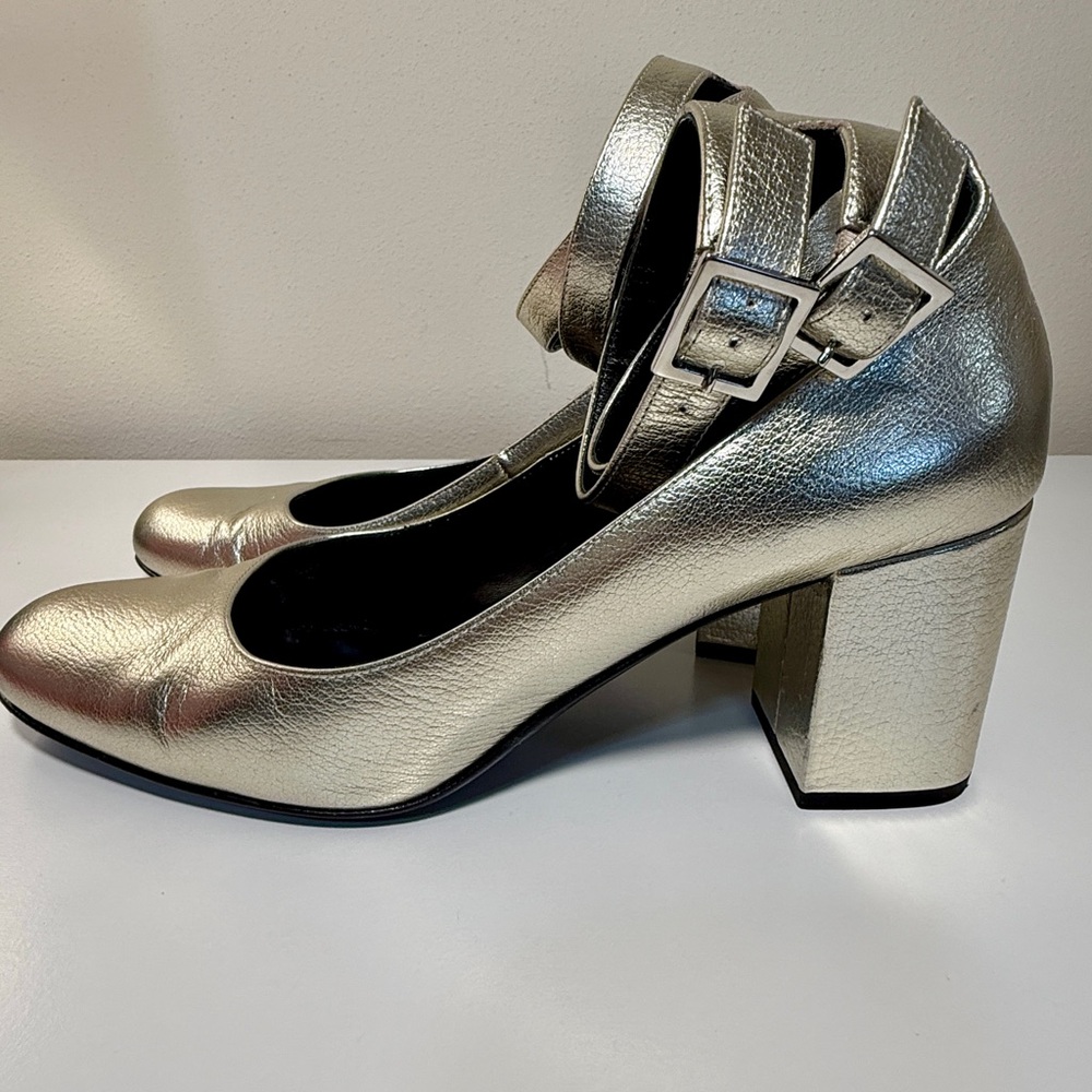 Saint Laurent Gold Block Heel Shoes - Picture 7 of 16